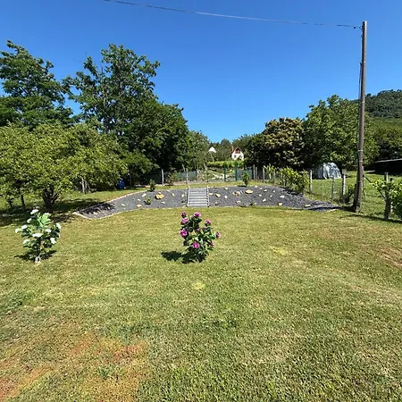 Дом отдыха Tanuhill Garden *
